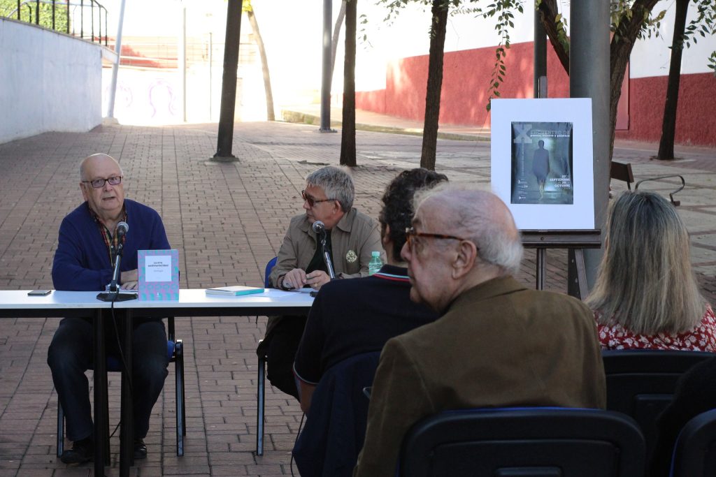 El sábado 28 de octubre por la mañana, pudimos disfrutar de la presentación de La otra sentimentalidad, la antología de Álvaro Salvador publicada por Elenvés Editoras